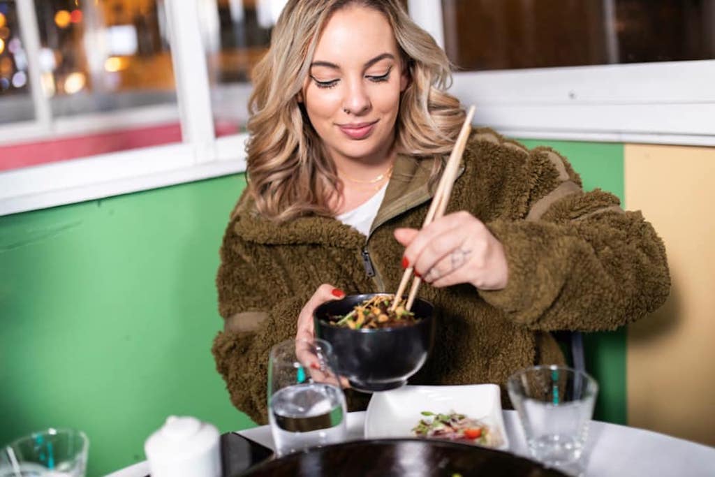 Samantha Fryzol: Connected