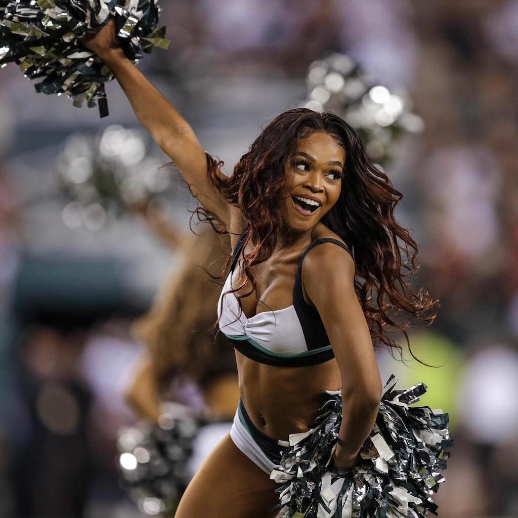 Eagles Cheerleaders