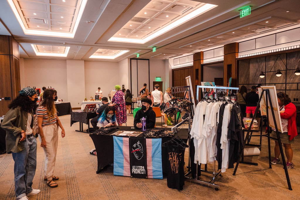 Holiday Makers Market