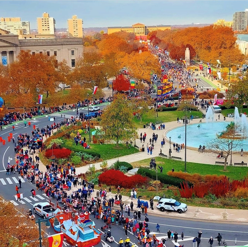Assembly Rooftop Lounge Thanksgiving Day Parade Views
