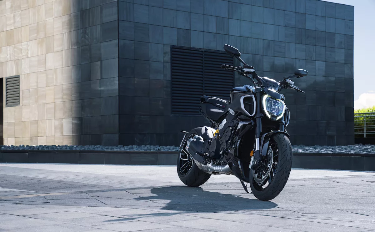 Ducati Diavel V4