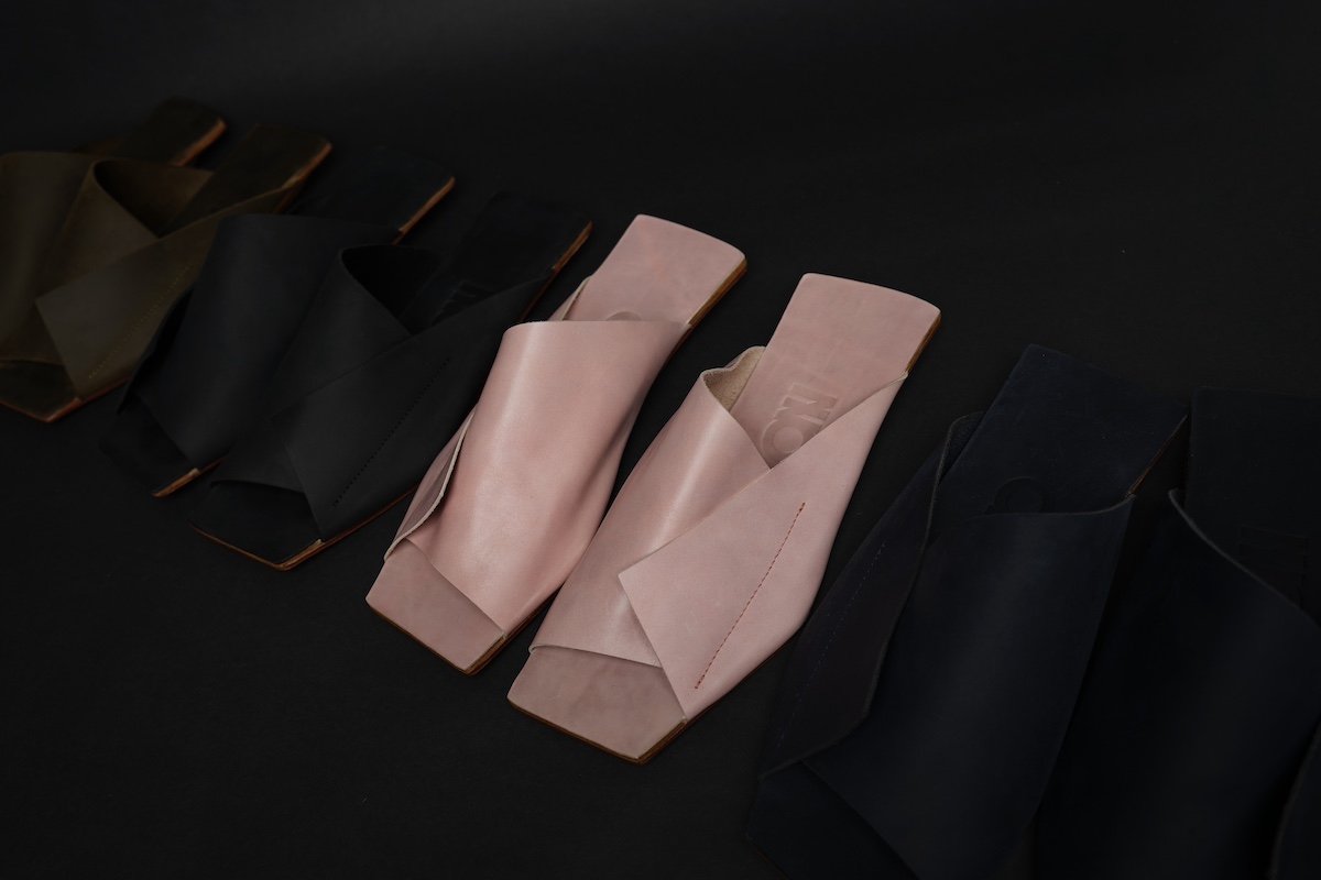 Amos Leather Slippers by NINObrand