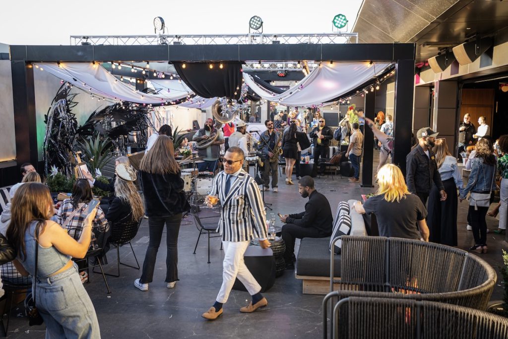 Stratus Rooftop Sunset Soirée Elevates End-of-Summer Vibes